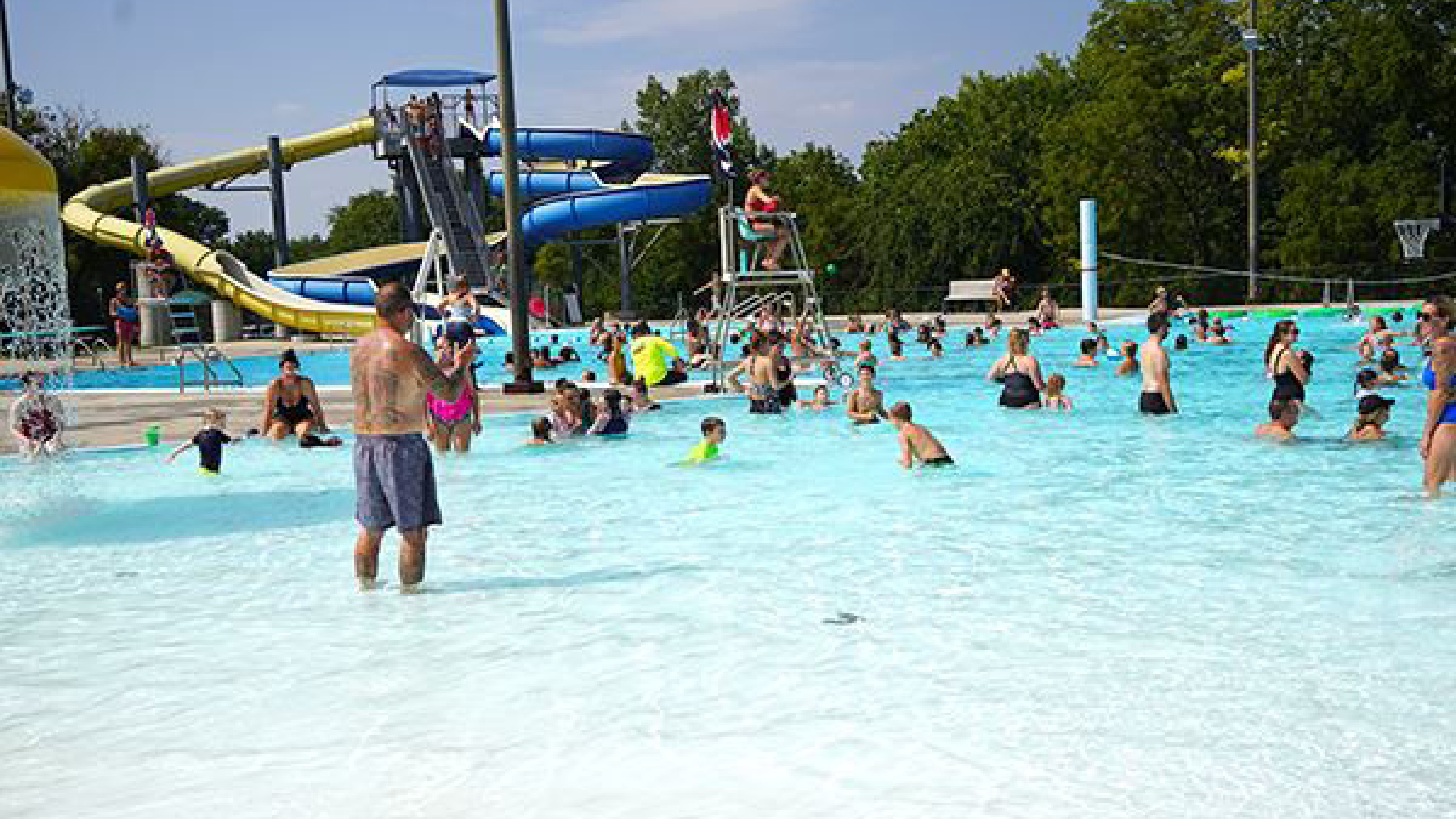Swimmers of all ages enjoying Indianola Veterans Memorial Aquatic Center 