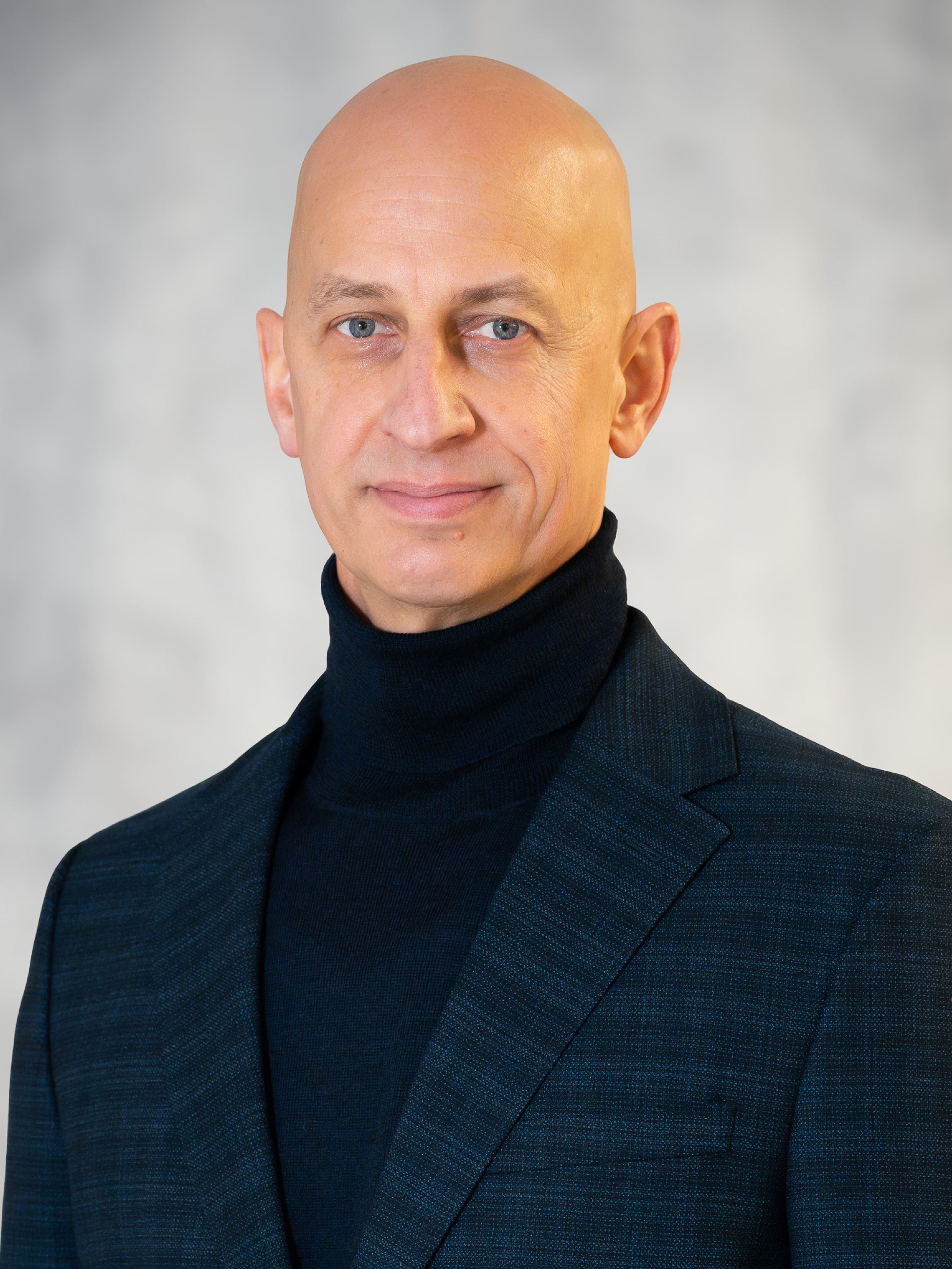 A portrait photo of Indianola Public Works Director Eric Stevens